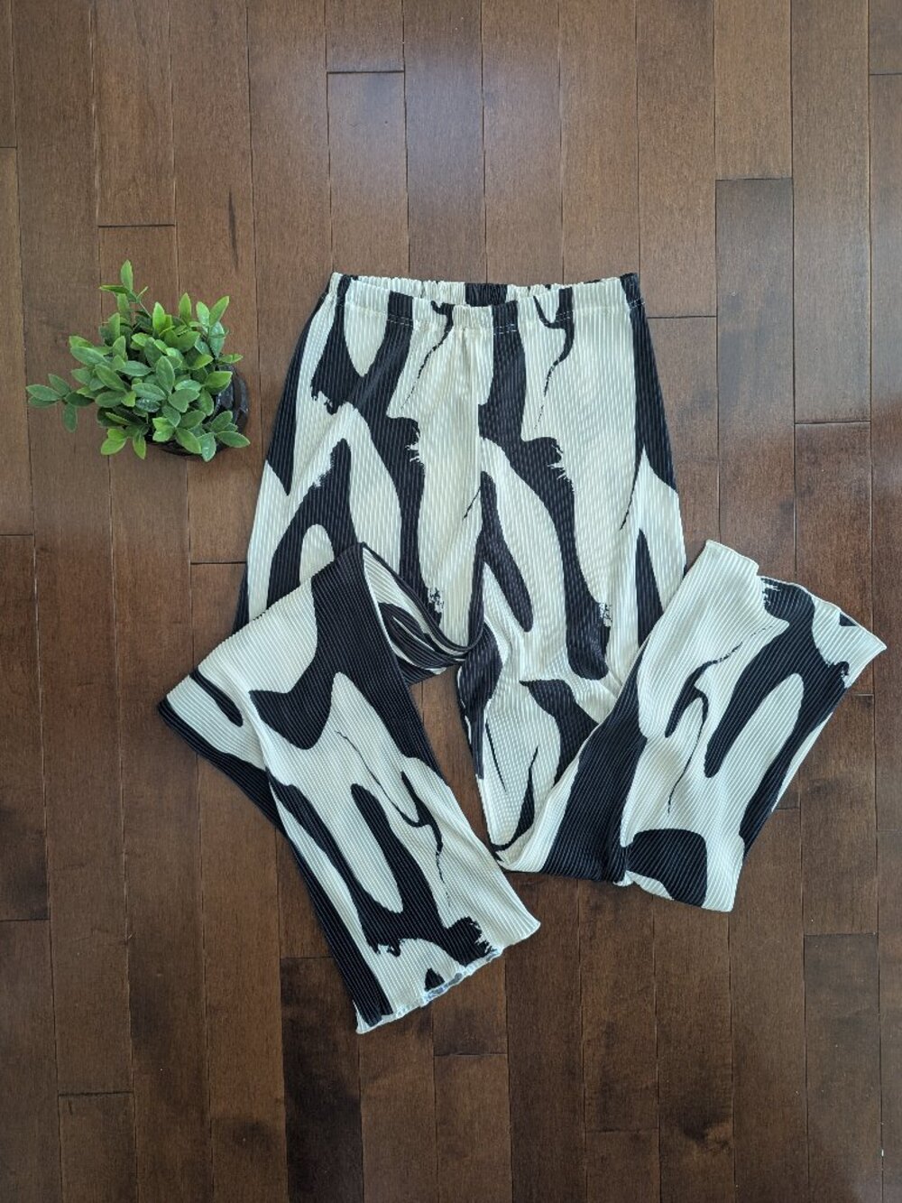 SWIRL PRINT RIBBED VINTAGE FLOWY PANTS
